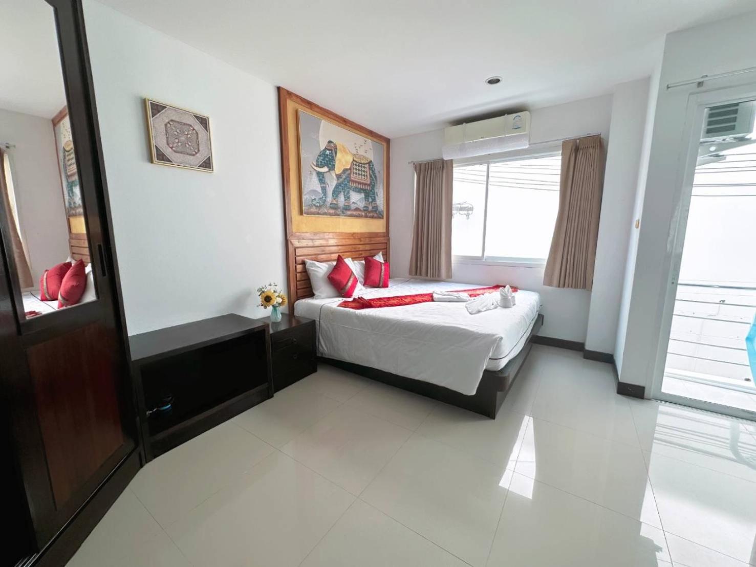 Abby'S House Hotel Patong Ngoại thất bức ảnh