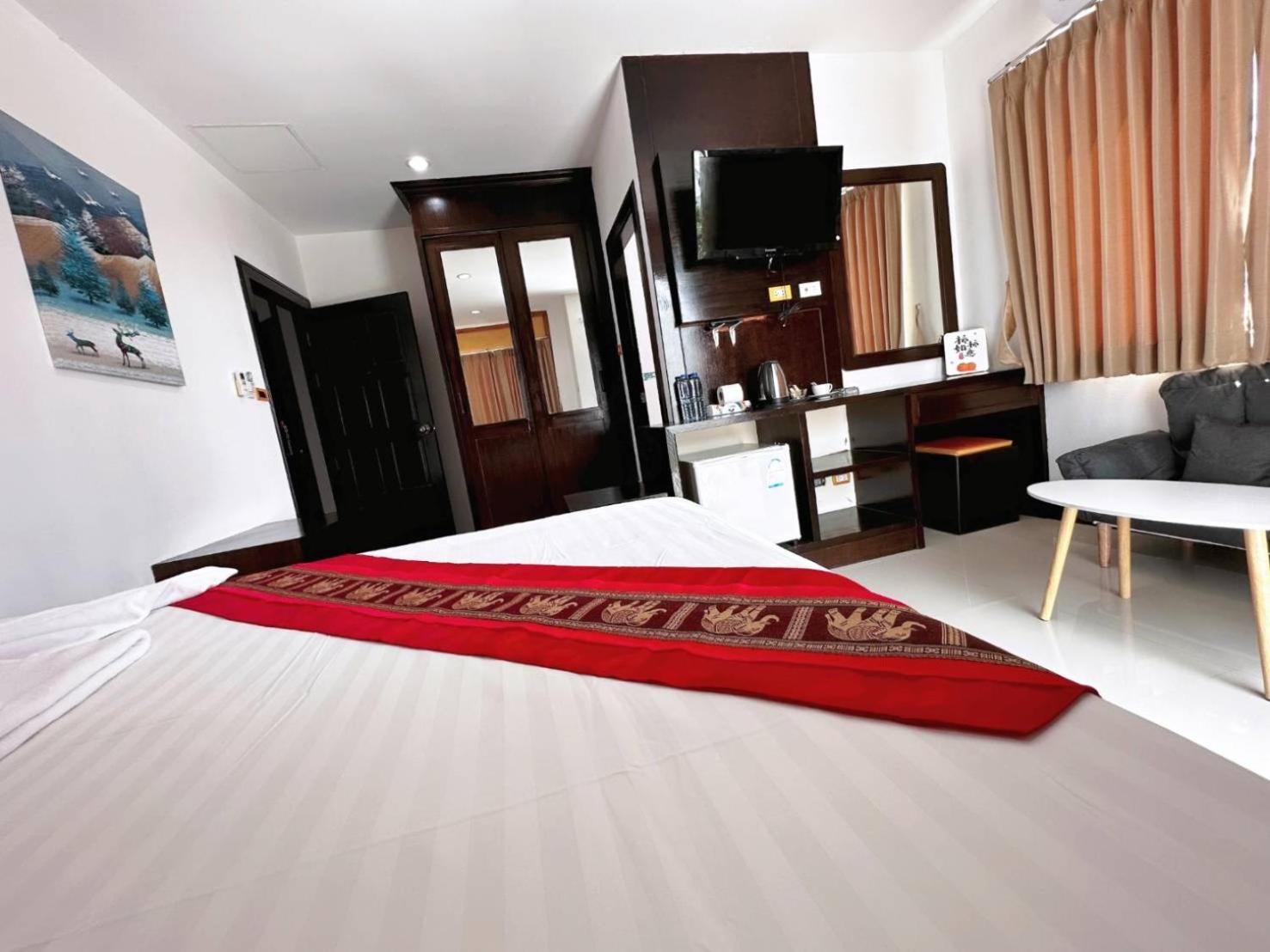 Abby'S House Hotel Patong Ngoại thất bức ảnh