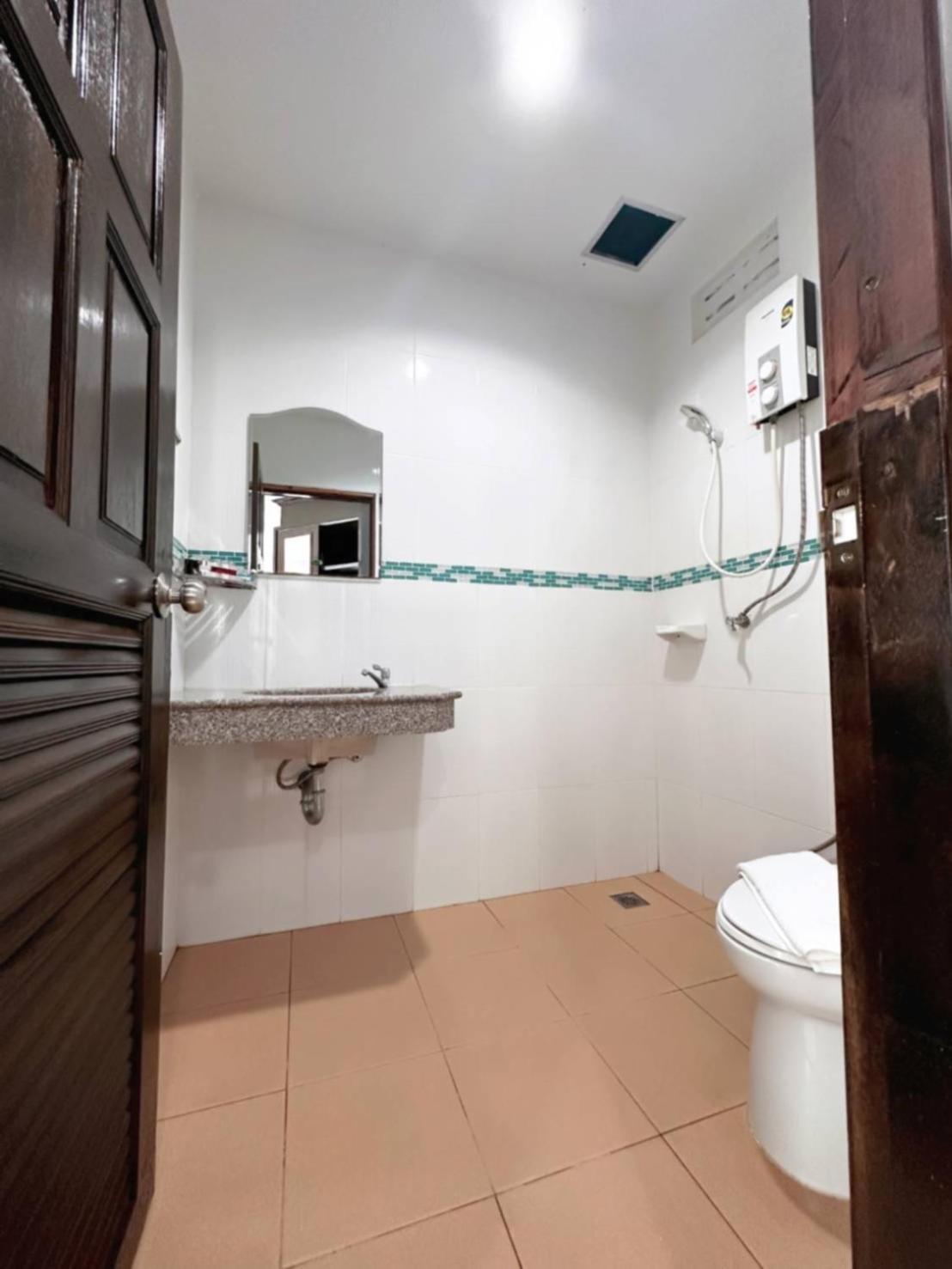 Abby'S House Hotel Patong Ngoại thất bức ảnh