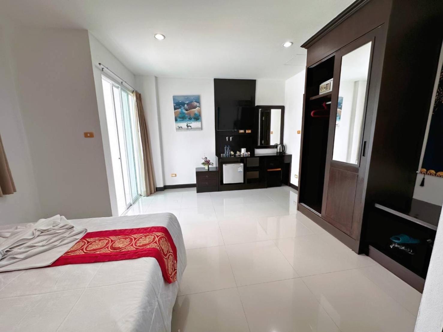 Abby'S House Hotel Patong Ngoại thất bức ảnh