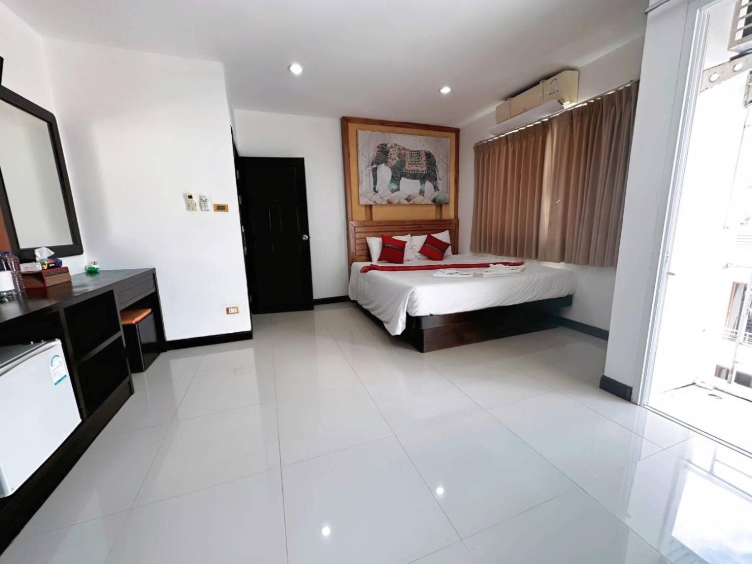 Abby'S House Hotel Patong Ngoại thất bức ảnh