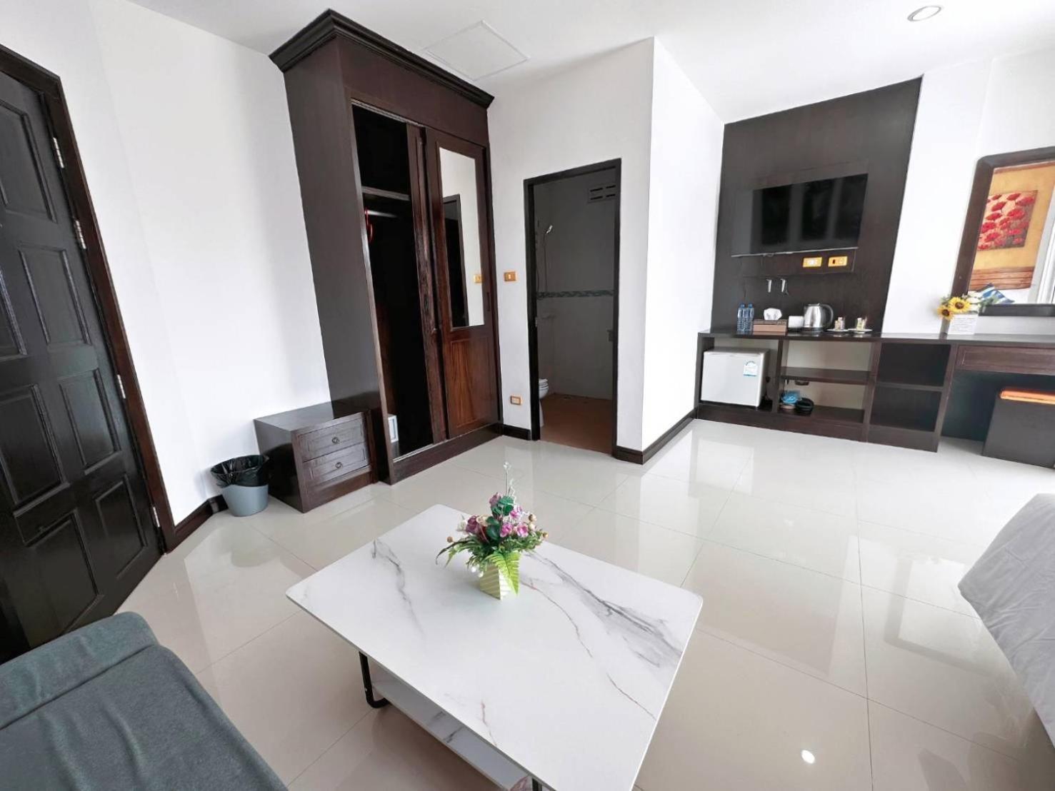 Abby'S House Hotel Patong Ngoại thất bức ảnh